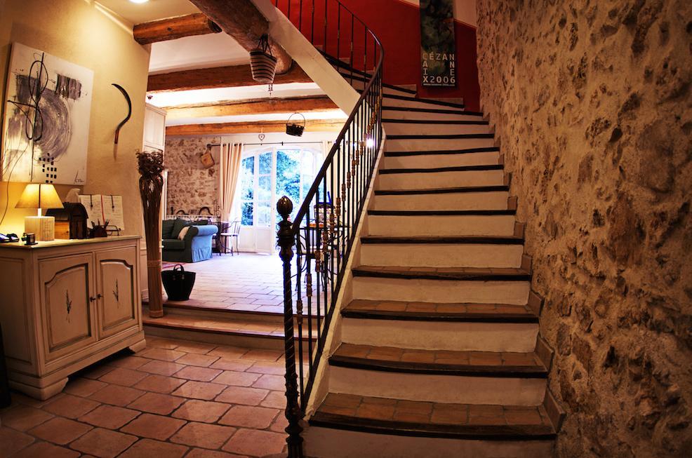 L'Abri Du Poete Bed and Breakfast Besse-sur-Issole Exteriör bild
