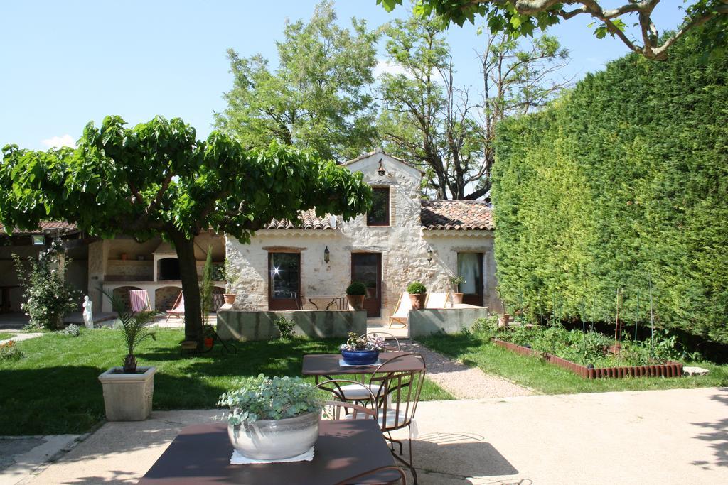 L'Abri Du Poete Bed and Breakfast Besse-sur-Issole Rum bild