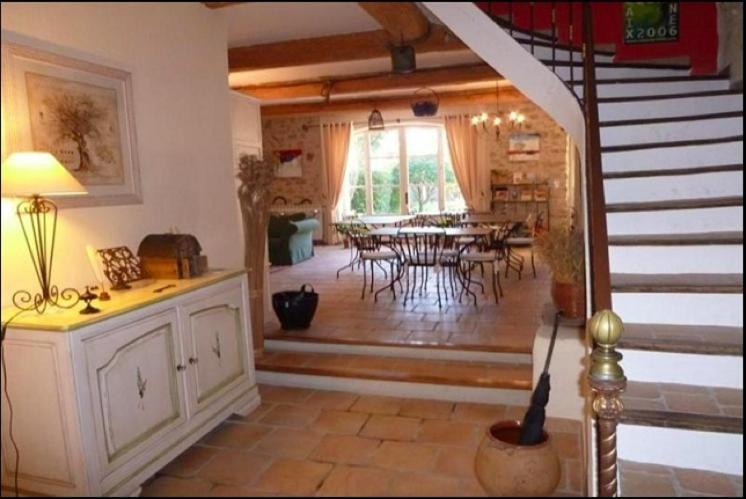 L'Abri Du Poete Bed and Breakfast Besse-sur-Issole Exteriör bild